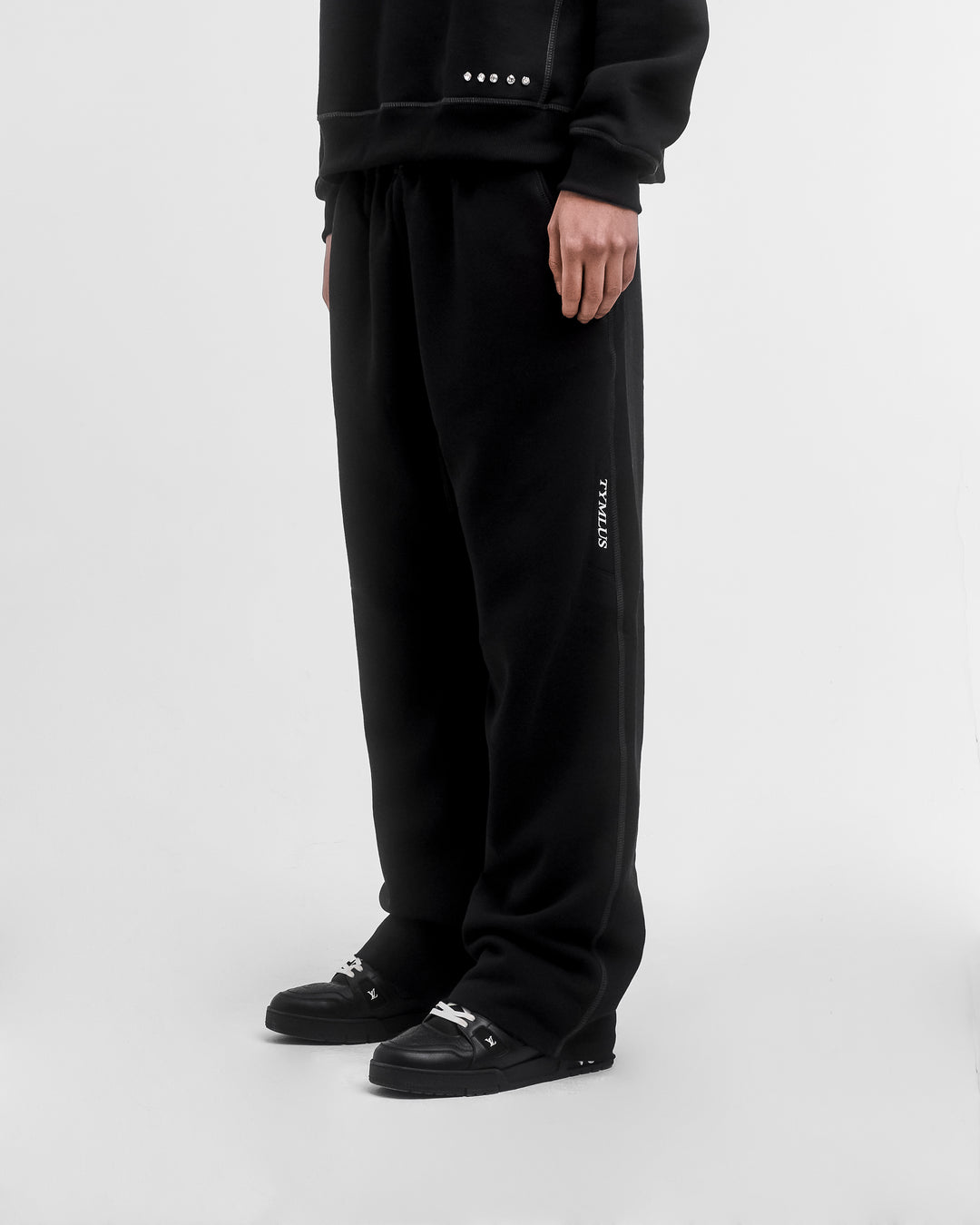 Five Diamond Joggers Black